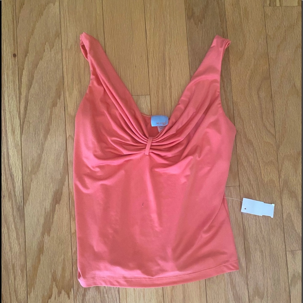 SO COOL - Coral Top NWT